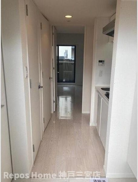 S-RESIDENCE神戸元町の玄関