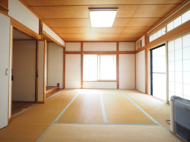  | 【中古戸建住宅】大仙市大曲飯田町 大曲小学校区の6DK車庫あり 商業施設にアクセス良好