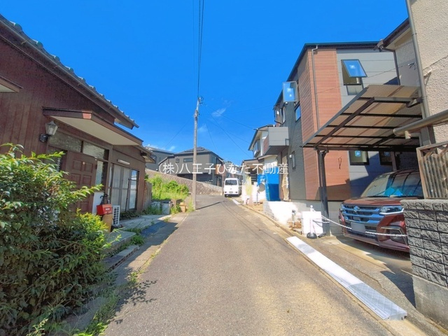『八王子市新築戸建て』八王子市緑町353-33【仲介手数料無料】　７期の前面道路含む現地写真|～仲介手数料無料☆八王子ひなた不動産～八王子市緑町　新築戸建て