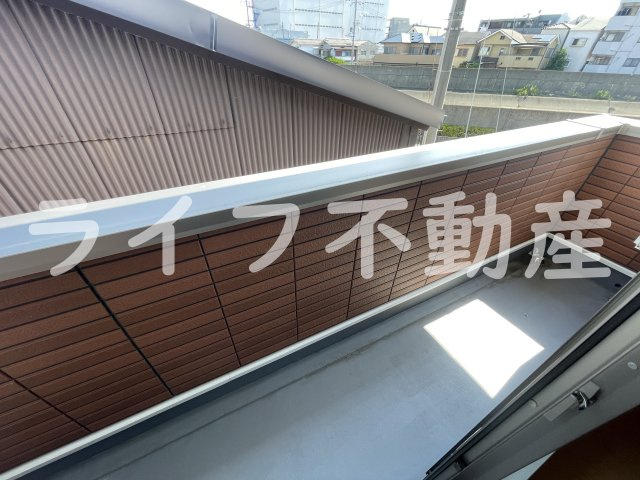 ベルフルールN・Kのバルコニー