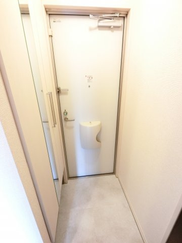 【玄関】