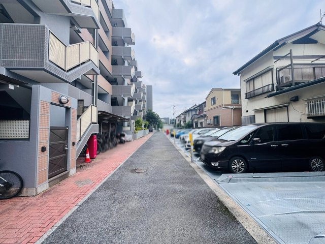 【駐車場】 | アーベイン和光南キッズパーク　（成増店） | 設備仕様充実で暮らしやすい住宅
