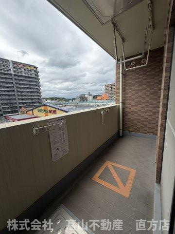 直方市古町の賃貸マンションのバルコニー