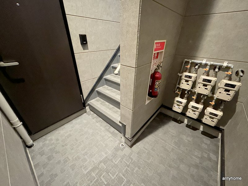 LOFTRIA大正　仲介手数料無料のロビー