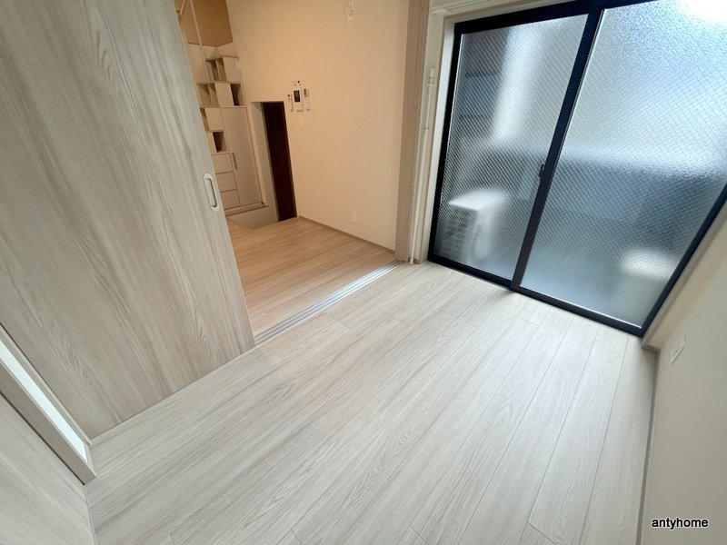 LOFTRIA大正　仲介手数料無料の寝室