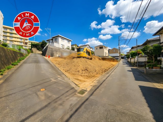 福岡市東区舞松原5丁目第1-4棟（1号棟）　の前面道路含む現地写真|見学の時間などお気軽にお問い合わせ下さい。