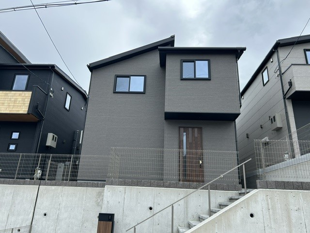山の街　新築戸建の画像