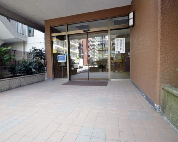【エントランス】 | 浜町グランドハイツ