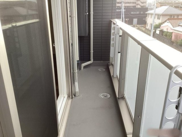あいグラン・三島駅B棟のバルコニー