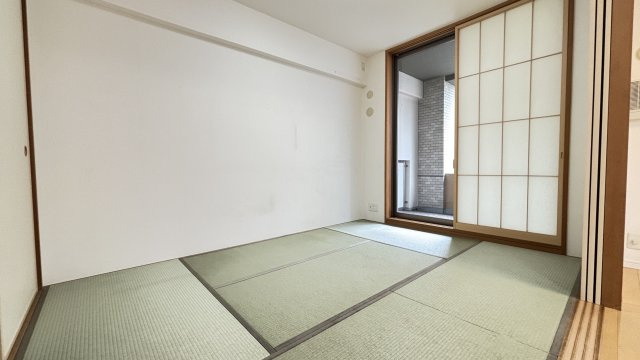 和室、ちょっとしたくつろぎスペースにいかがでしょうか