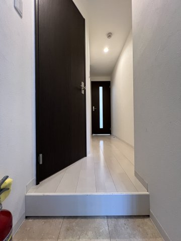 【玄関】 | COCOBNB DAIKOKUCHO NAMBA OSAKA