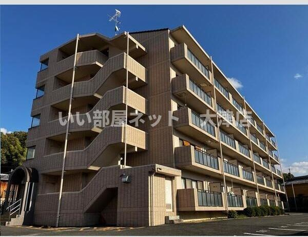 リイツマンション