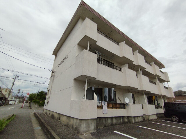 コーポカワチＢの外観
