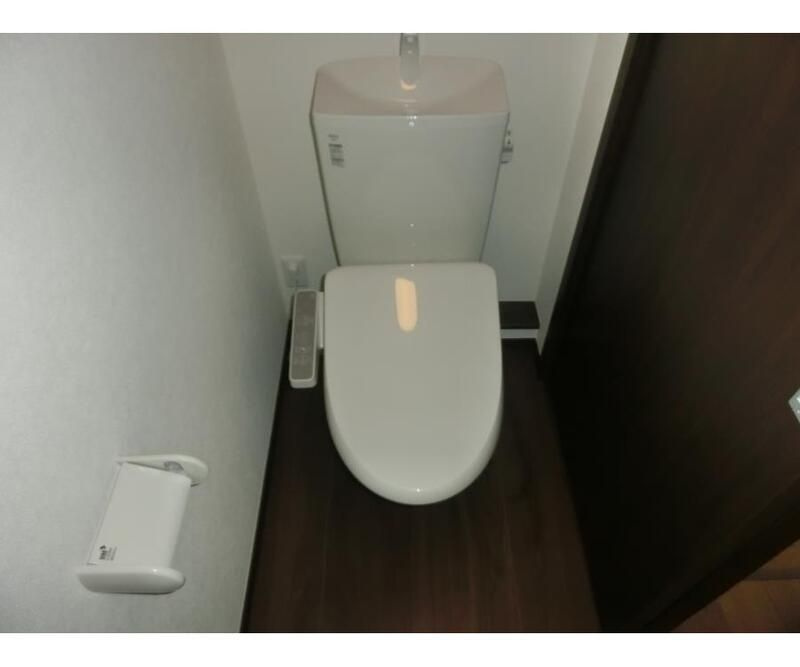 柏市十余二戸建Ｂ棟のトイレ|コンパクトで使いやすいトイレです（参考写真です）
