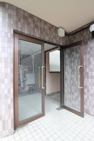 La Vista Hiroseのエントランス