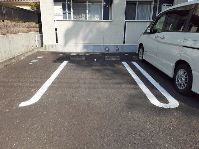 シャロル白山の駐車場|駐車場