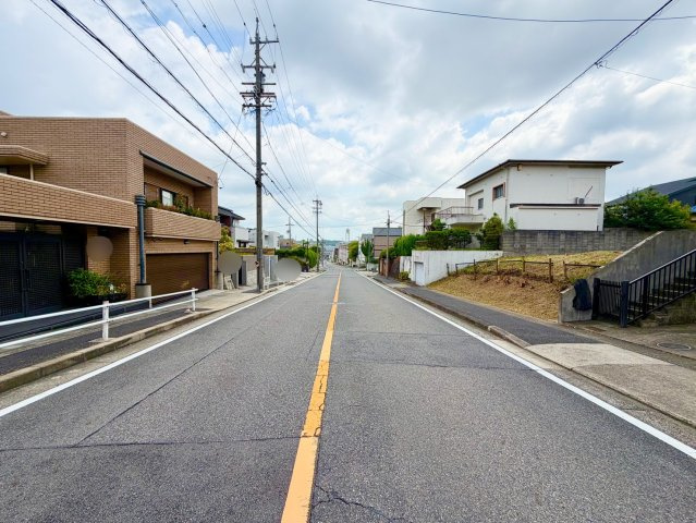 名東区高間町土地の前面道路含む現地写真|前面道路①