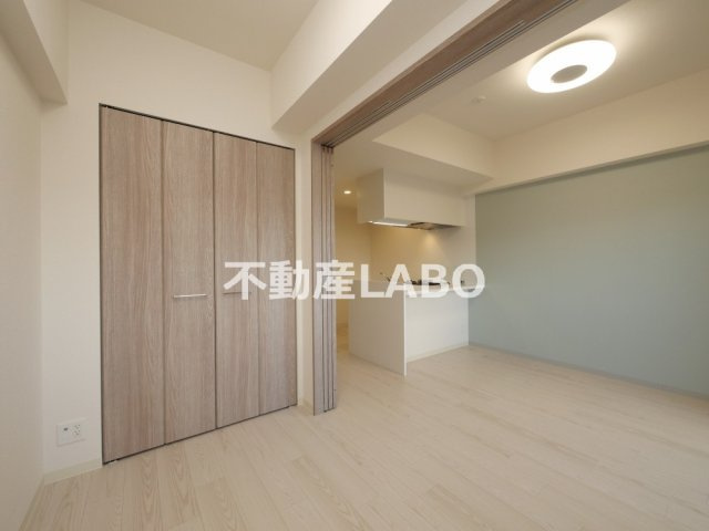 プレサンス西九条シティベイの寝室