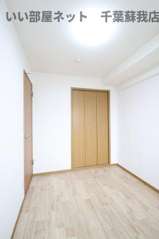 (仮)椎名崎町マンションの寝室|使い勝手のいい寝室です