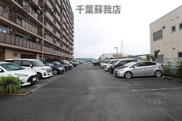 (仮)椎名崎町マンションの駐車場|車をお持ちの方に嬉しい駐車場付きの物件です