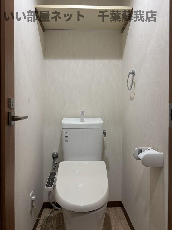 (仮)椎名崎町マンションのトイレ|落ち着いた色調のトイレです