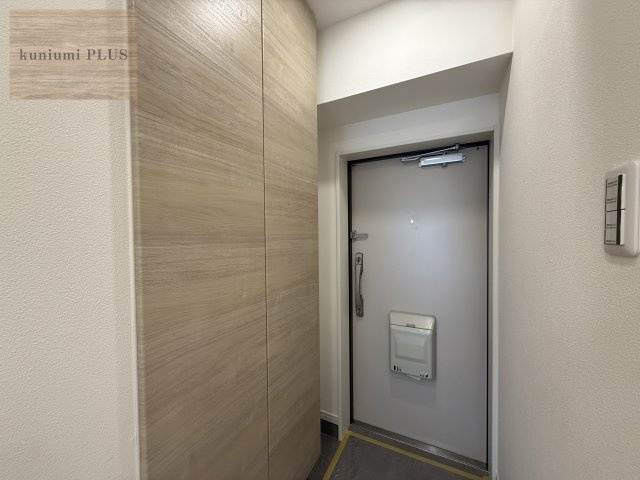 京橋第2コーポの玄関