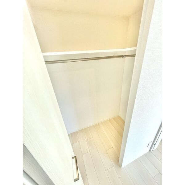 名古屋市東区泉２丁目の賃貸マンションの収納