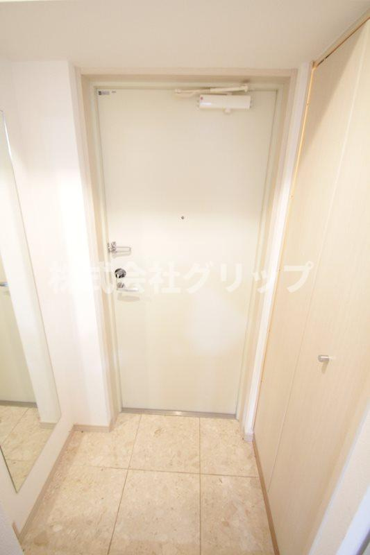 グランド・ガーラ横濱山下町の玄関
