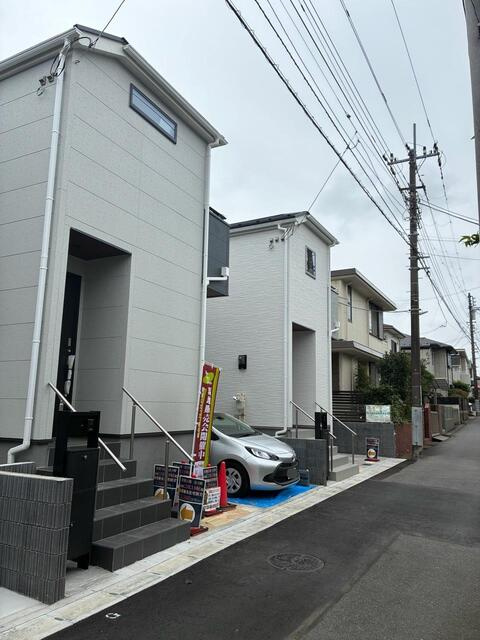 馬込沢駅の前面道路含む現地写真