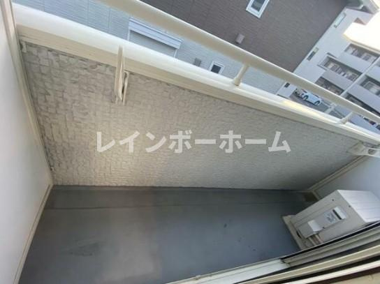 サンライズ船橋塚田のバルコニー
