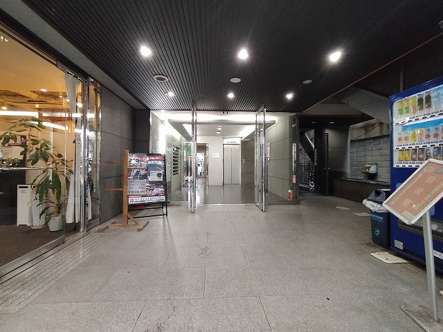吹田市江坂町１丁目の店舗事務所