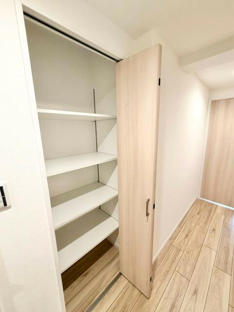 モアステージ新柏一番館の収納|廊下収納