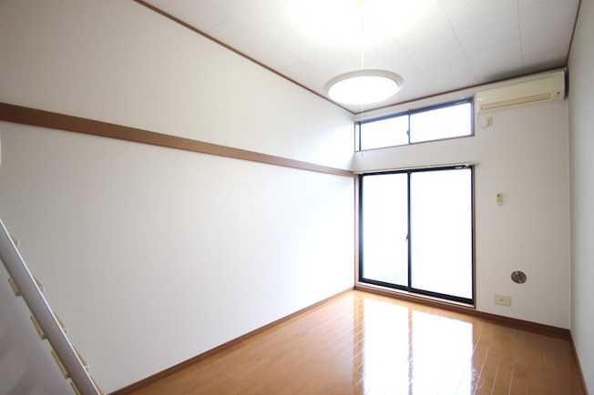 【洋室】 | メインシティガーデン新井壱番館(メインシティガーデンアライイチバンカン)