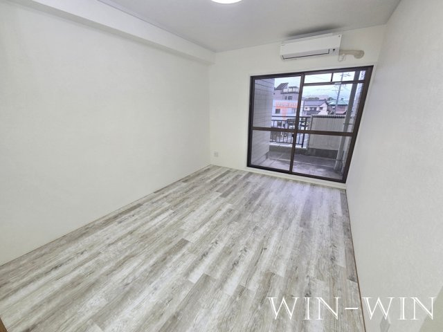 丸八 第2マンションの寝室