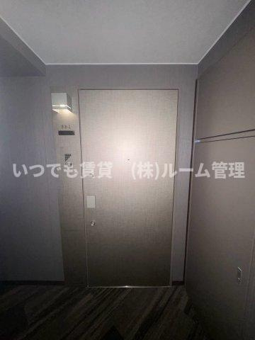 ベラスウィータ原宿の玄関