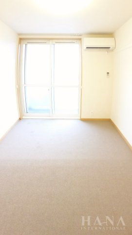 メレオパレスローフィールドＫの居間・リビング|絨毯仕様です 他部屋参考写真