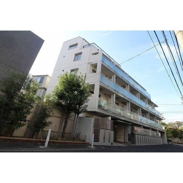 Moncle Komazawaの外観
