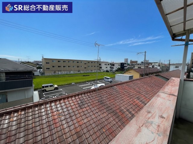 吉田3丁目中古戸建の展望|眺望からは月極駐車場が見えます★お車をお持ちの方にもオススメです