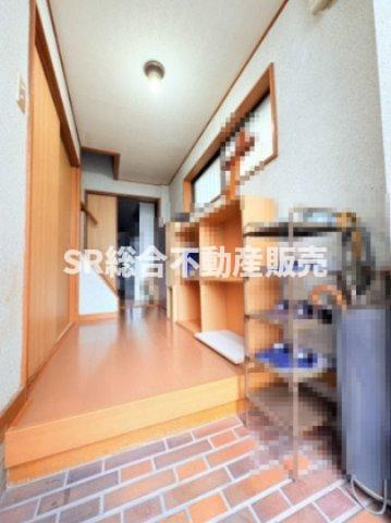 吉田3丁目中古戸建の玄関|シンプルで使いやすい玄関です♪
