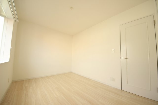 ベイリーフBの寝室|落ち着いて過ごせるお部屋なので、寝室にいかがでしょうか
