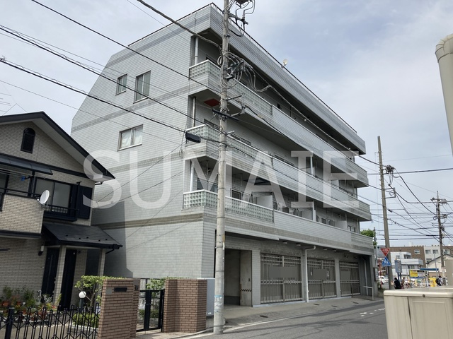 延安ビルの外観|鉄筋コンクリート造マンション。