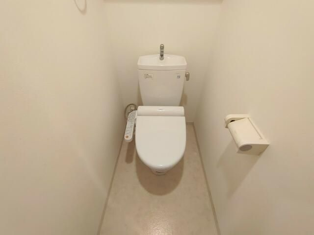 クレジデンス日本橋浜町のトイレ