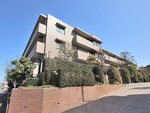 ライオンズステージ上野毛の外観
