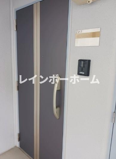 ウェルス中葛西の玄関