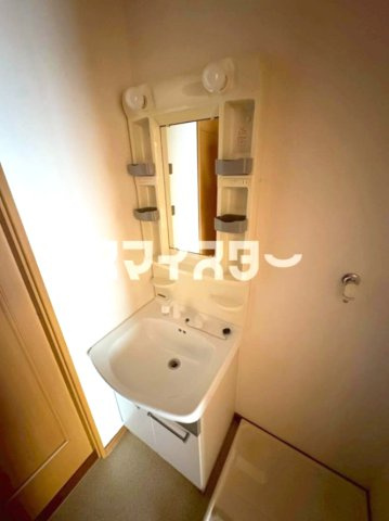 麒麟館の洗面所