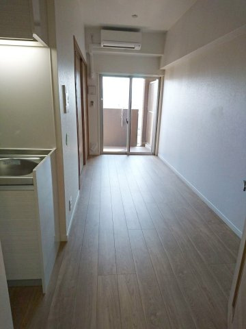 新品家具付きマンション箱崎25(KaGood福岡)の居間・リビング