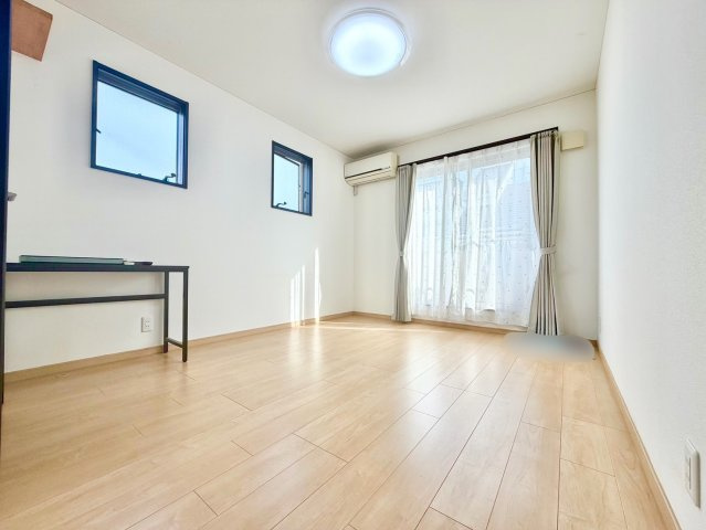 名東区高間町戸建の洋室|洋室約6.6帖