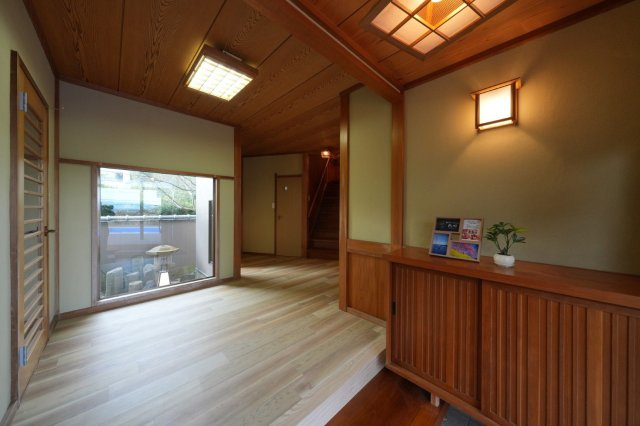 東伊豆町　片瀬の玄関