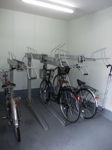 ヴェルデムーロの駐車場