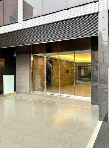 荒川区南千住３丁目の賃貸マンションのエントランス